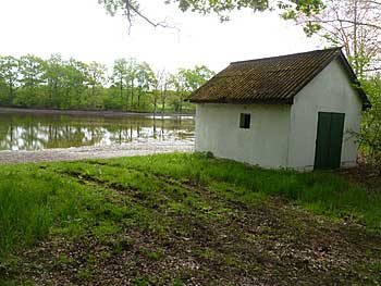 Sklad na hrázi Malého Dubovce | Rybníky Třeboňsko | MAS Třeboňsko
