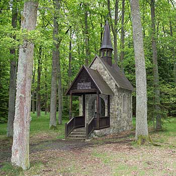 Lesní kaple u penzionu Pecák | Rybníky Třeboňsko | MAS Třeboňsko