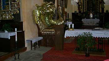 Kazatelna ve tvaru zleté velryby v kostele sv. Martina | Rybníky Třeboňsko | MAS Třeboňsko